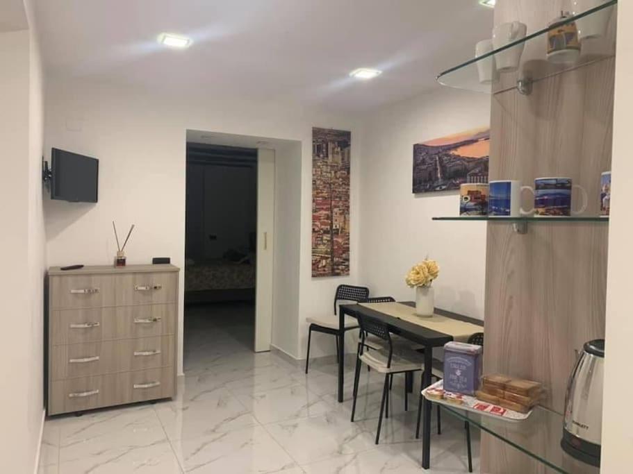 La Casa Di Patta A Spaccanapoli Εξωτερικό φωτογραφία