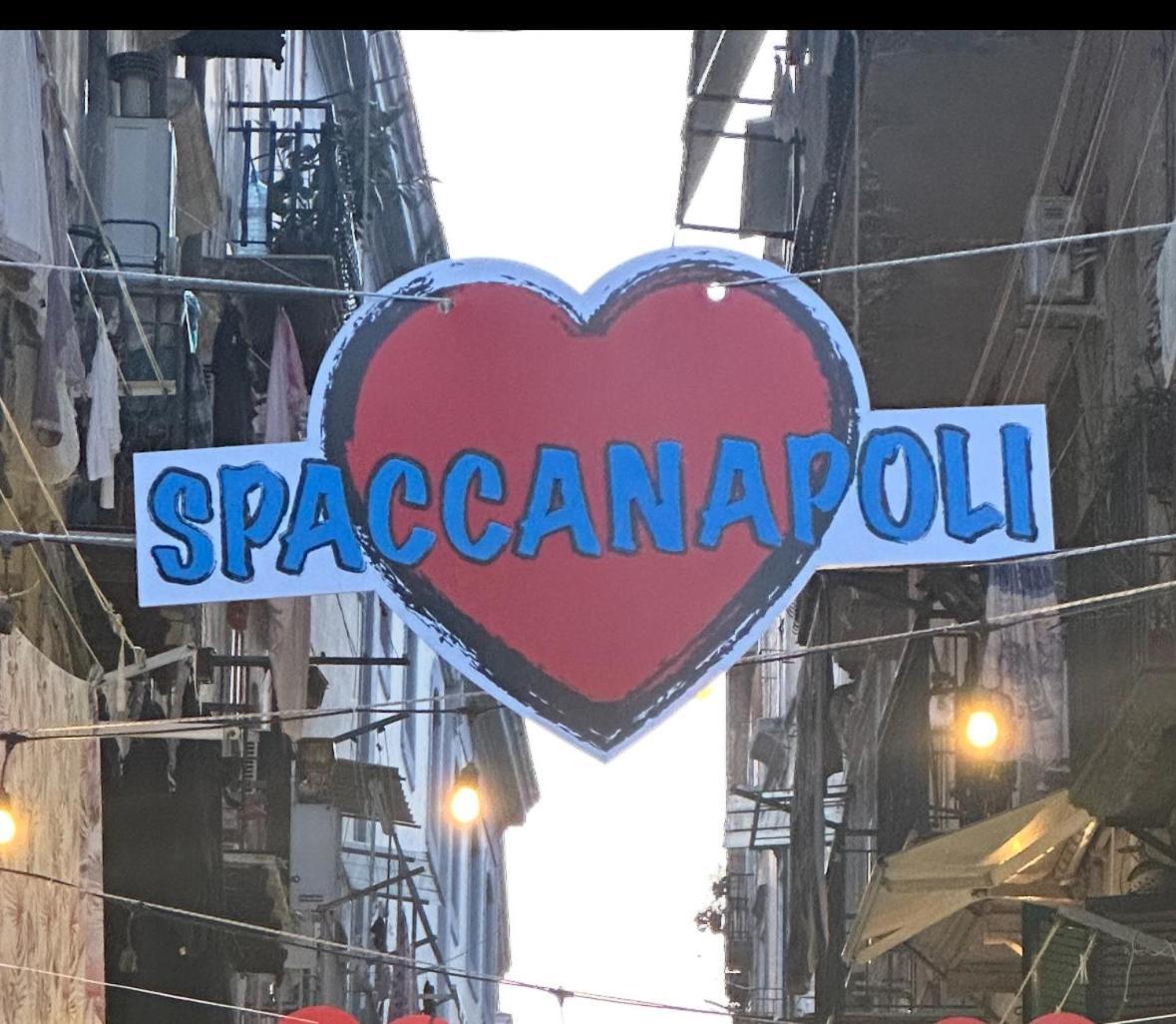 La Casa Di Patta A Spaccanapoli Εξωτερικό φωτογραφία